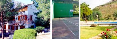 Fachada, front&oacute;n y piscina